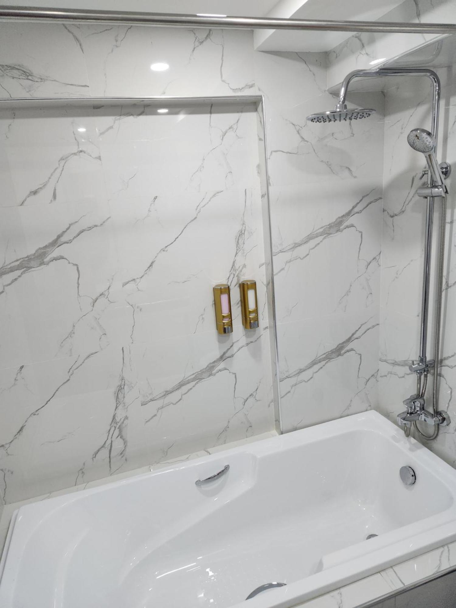 Condo Azur Suites B207 Near Airport, Netflix, Stylish, Cozy With Swimming Pool Lapu-Lapu City Eksteriør bilde