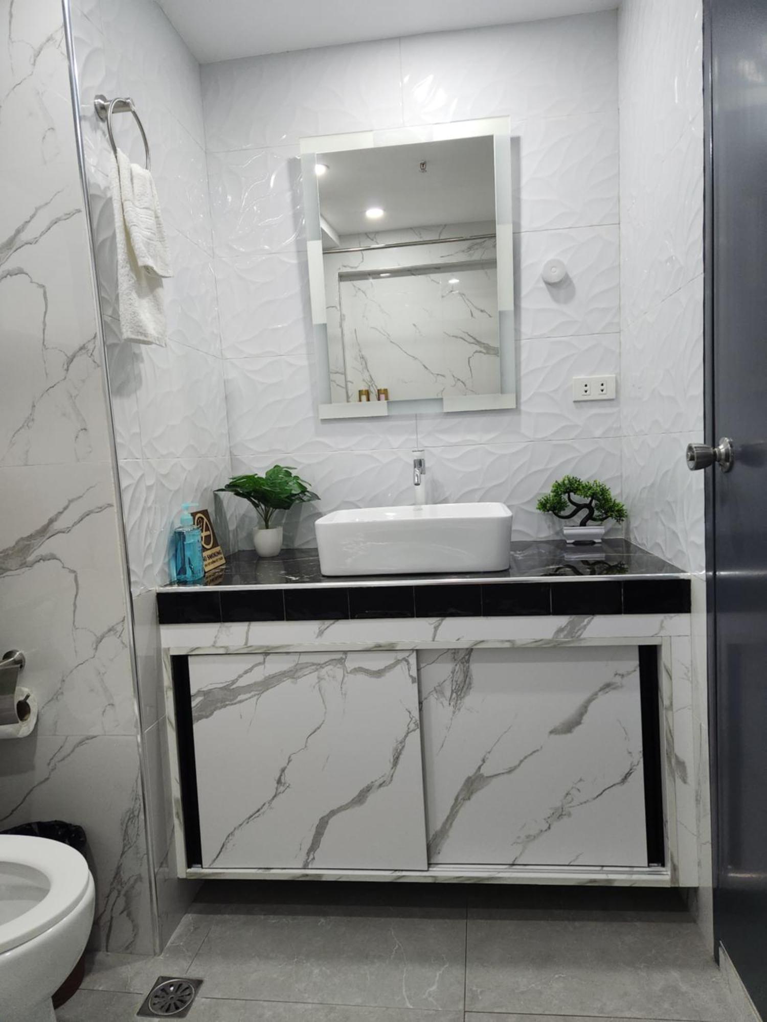Condo Azur Suites B207 Near Airport, Netflix, Stylish, Cozy With Swimming Pool Lapu-Lapu City Eksteriør bilde