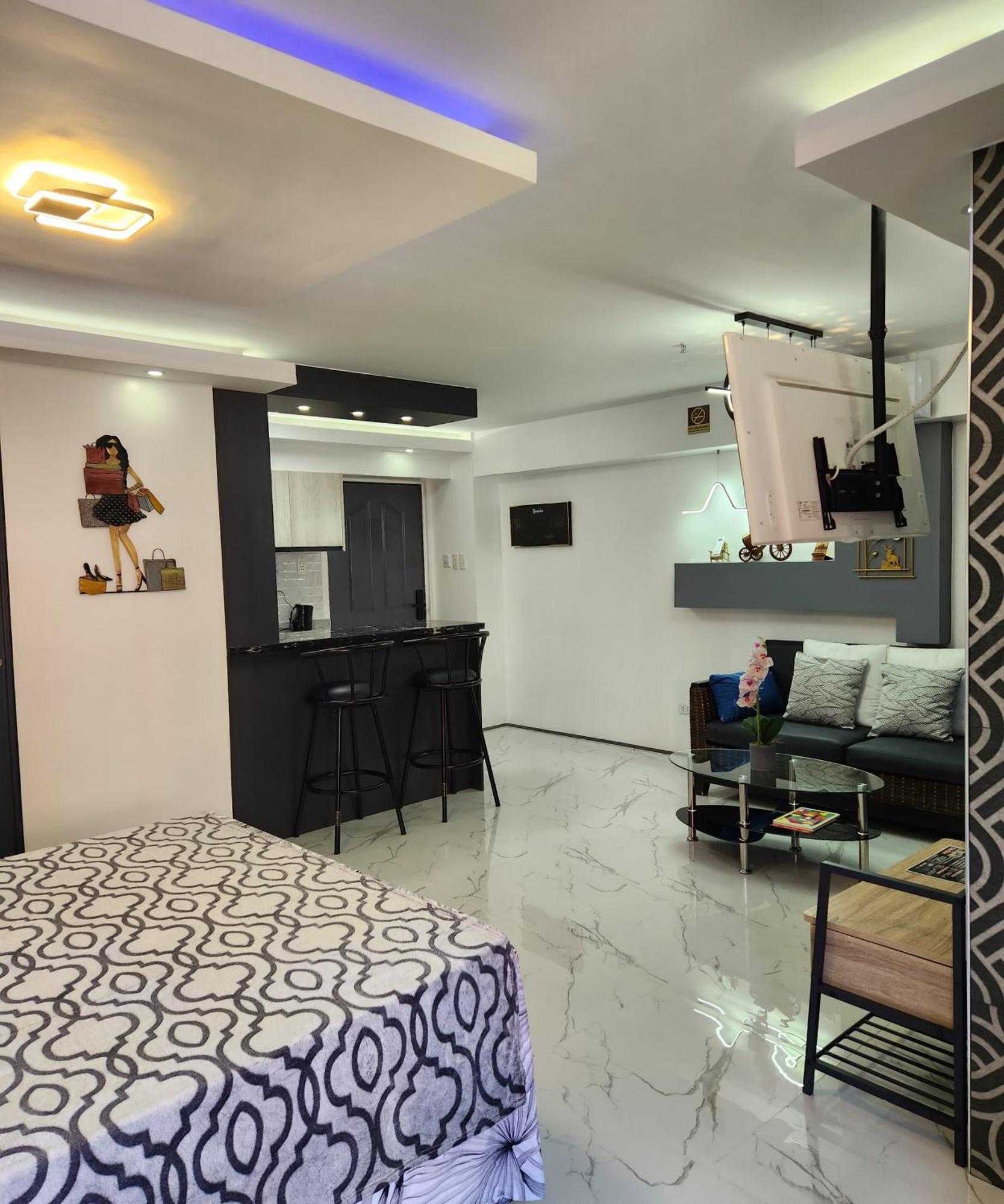 Condo Azur Suites B207 Near Airport, Netflix, Stylish, Cozy With Swimming Pool Lapu-Lapu City Eksteriør bilde
