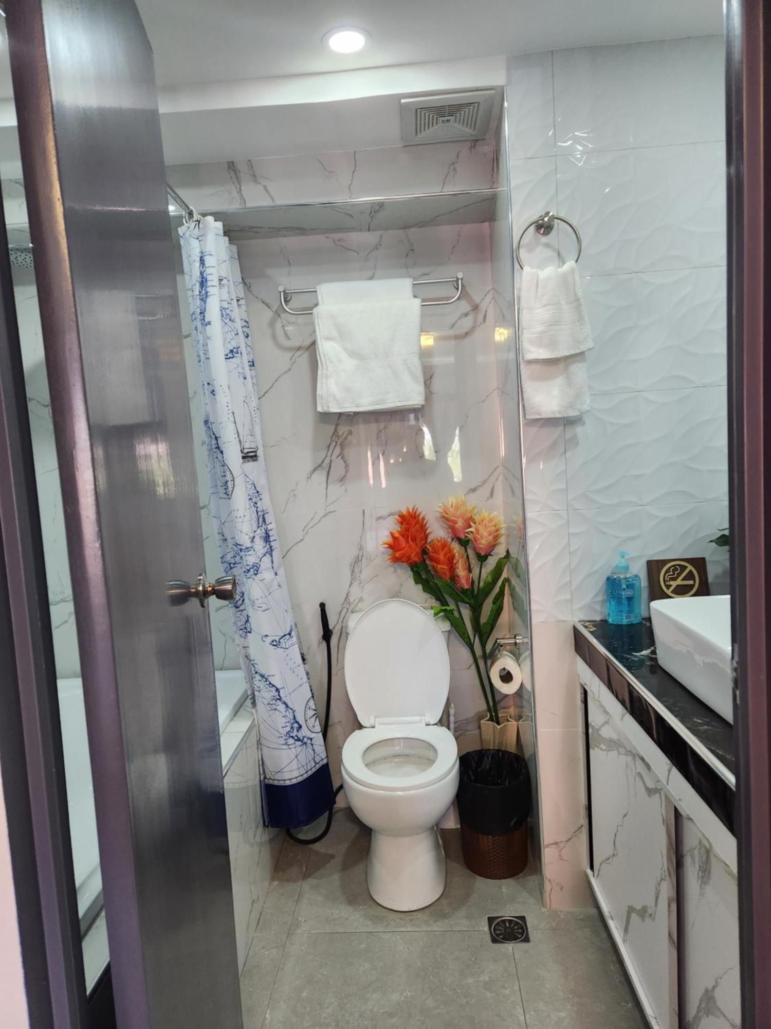 Condo Azur Suites B207 Near Airport, Netflix, Stylish, Cozy With Swimming Pool Lapu-Lapu City Eksteriør bilde