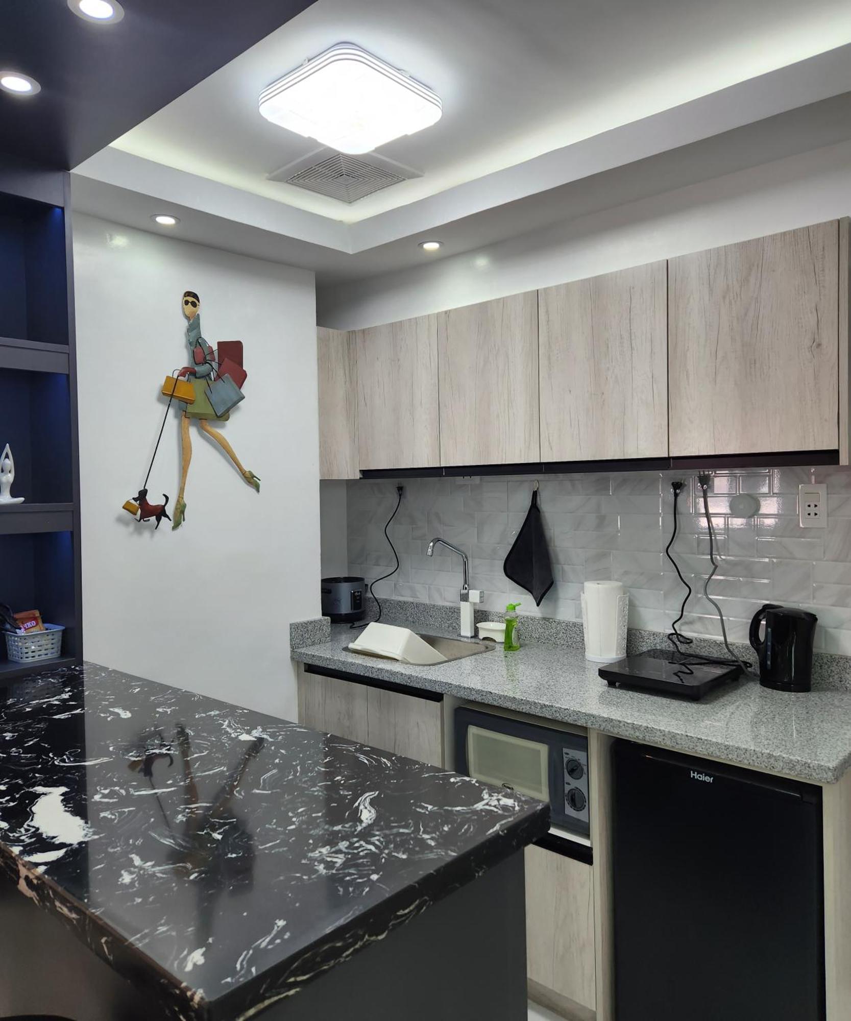 Condo Azur Suites B207 Near Airport, Netflix, Stylish, Cozy With Swimming Pool Lapu-Lapu City Eksteriør bilde
