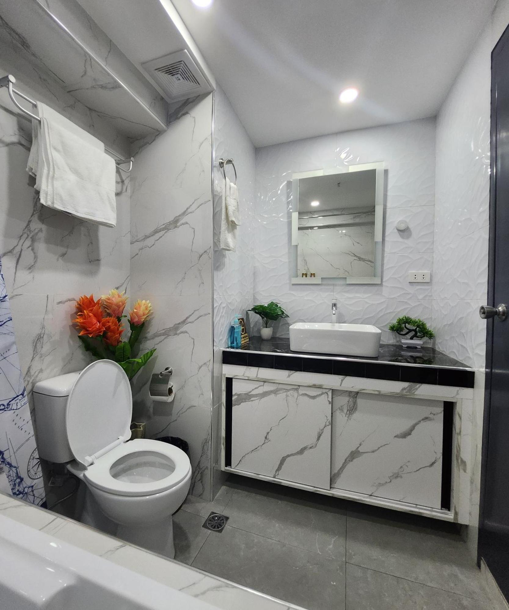 Condo Azur Suites B207 Near Airport, Netflix, Stylish, Cozy With Swimming Pool Lapu-Lapu City Eksteriør bilde